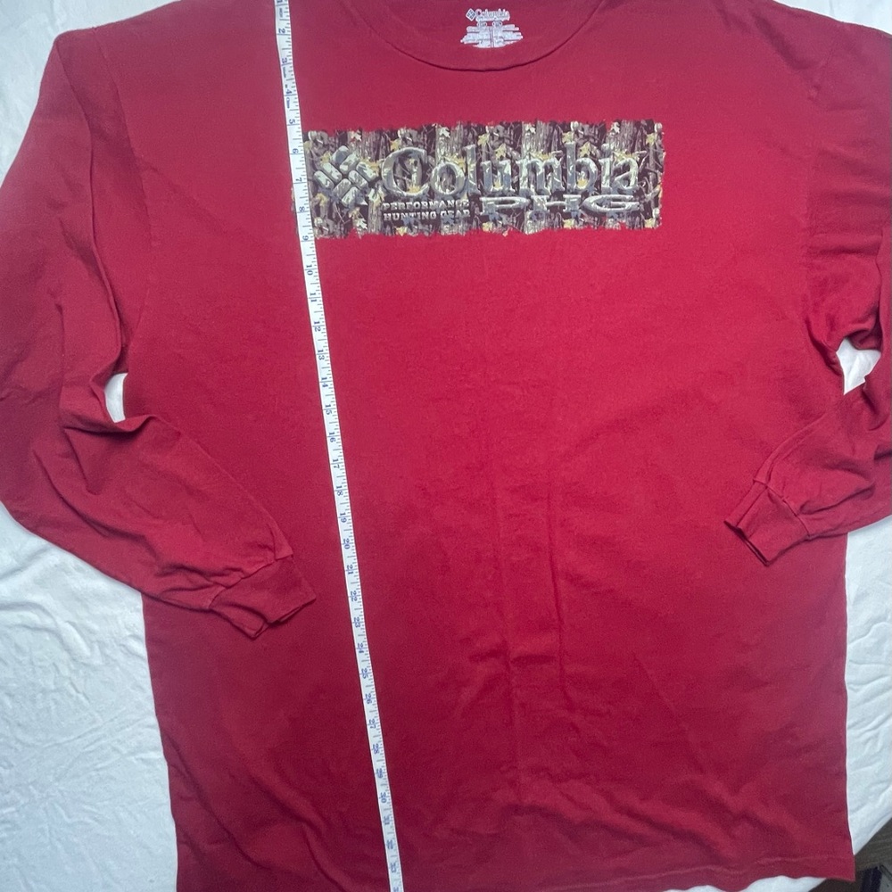 Columbia Men's Burgundy Graphic Long Sleeve Tee